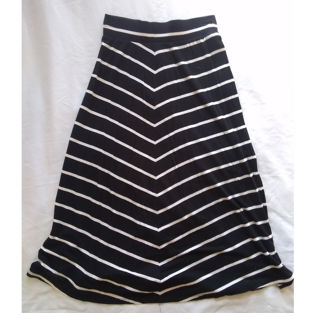 Kids Size 7-8 M Cherokee Skirt